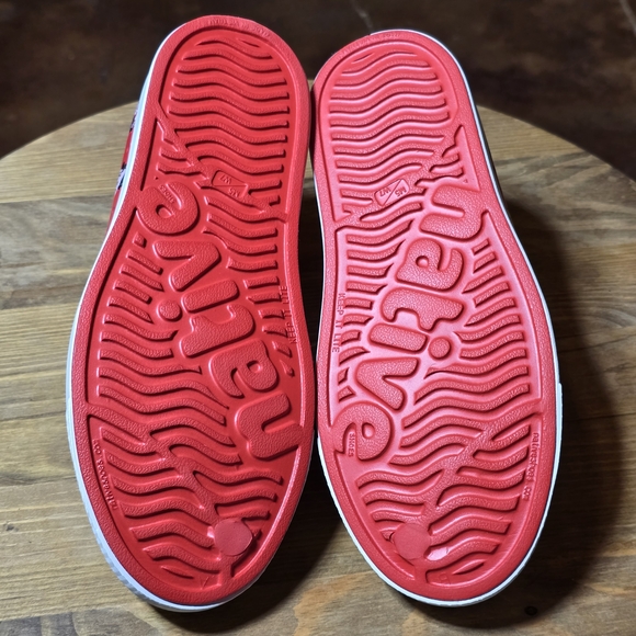 Native Jefferson Disney Minnie Mouse Red Print Slip-On Shoes Women’s 7